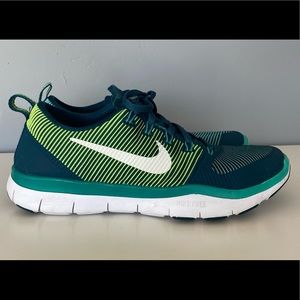 Men’s Nike Free RN Green/teal size 8.5 Sneakers